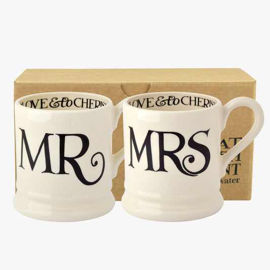 Black Toast 'Mr & Mrs' Set of 2 1/2 Pint Mugs Boxed