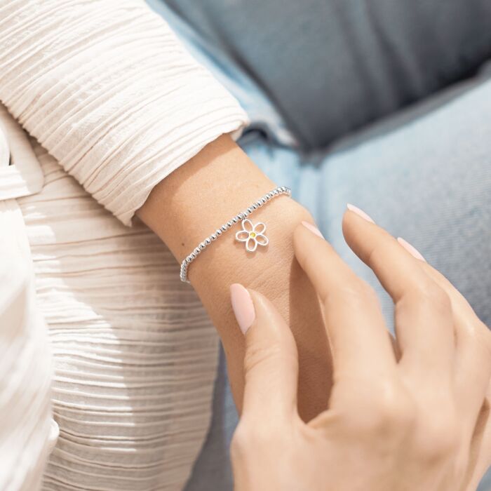 A Little 'Just For You' Flower Bracelet in Silver Plating - RUTHERFORD & Co