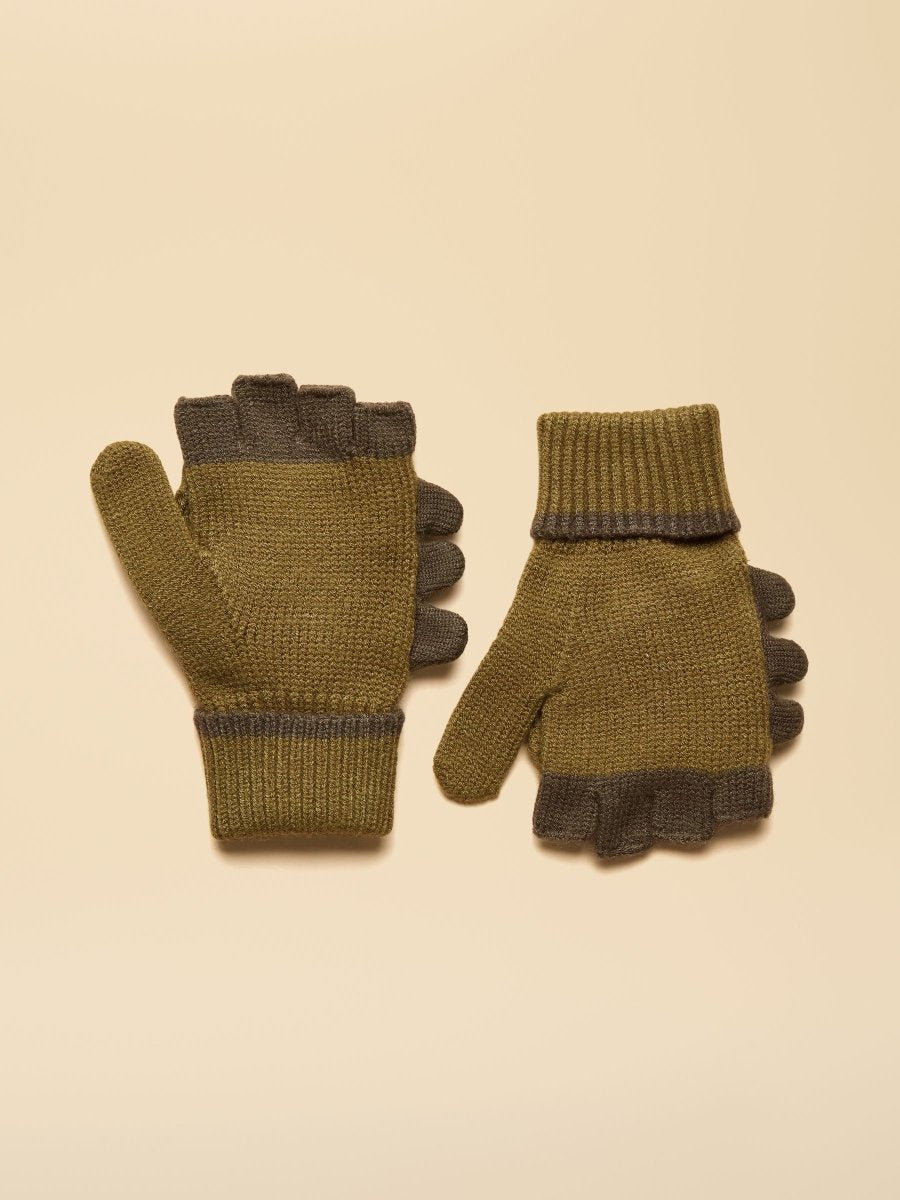 Carey Green Character Gloves - RUTHERFORD & Co