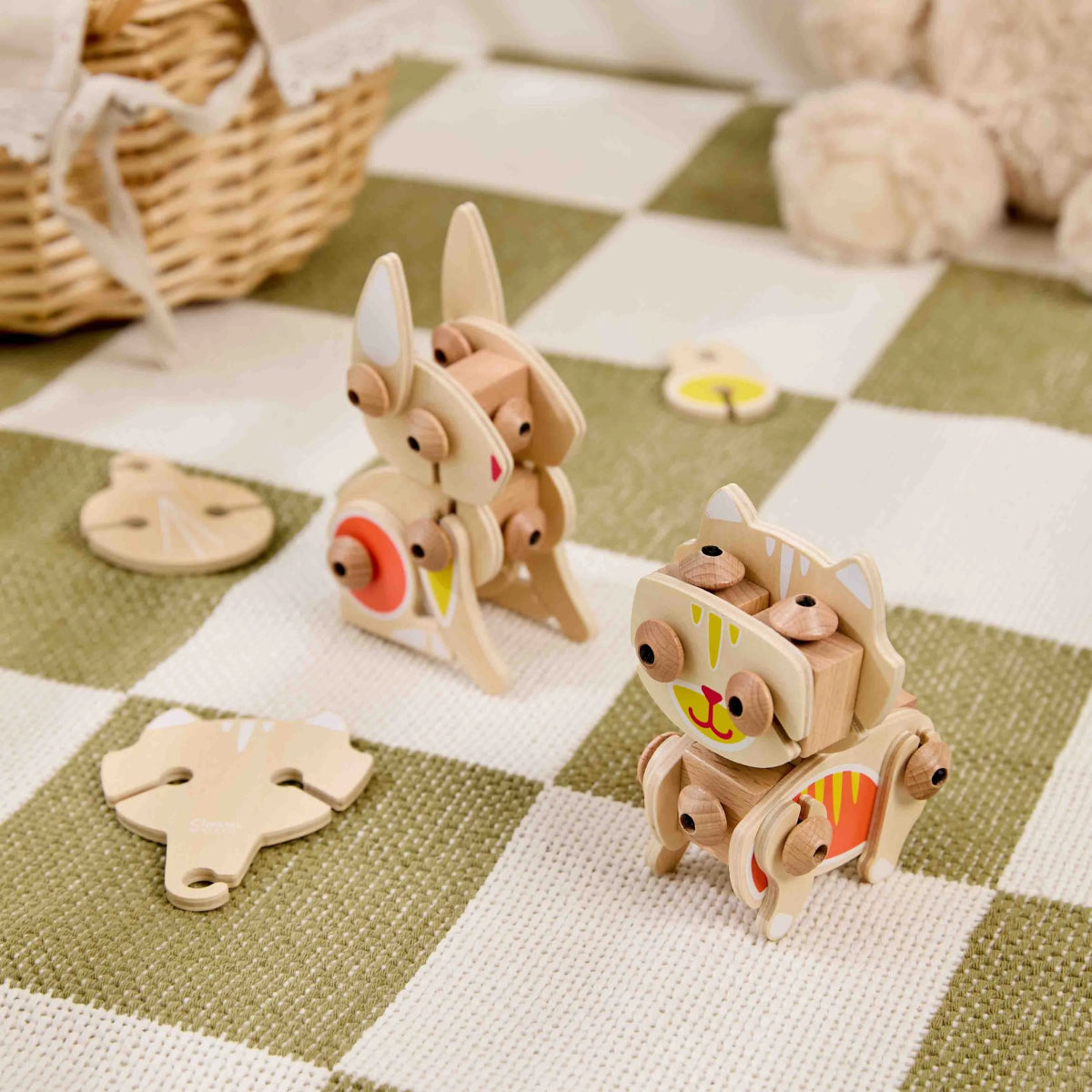 Classic World Flexi Animals - RUTHERFORD & Co