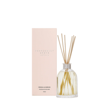 Freesia & Berries Fragrance Diffuser 100ml - RUTHERFORD & Co