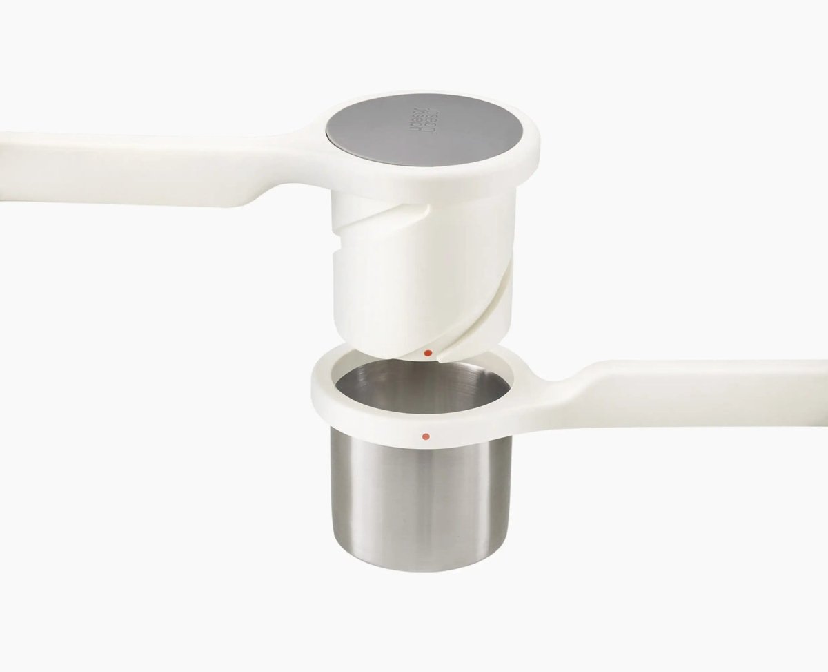 Helix White Potato Ricer - RUTHERFORD & Co