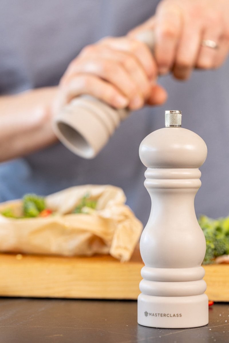 MasterClass Salt or Pepper Mill, 17cm, Latte - RUTHERFORD & Co