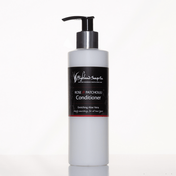 Rose & Patchouli Aloe Vera Conditioner 250ml - RUTHERFORD & Co