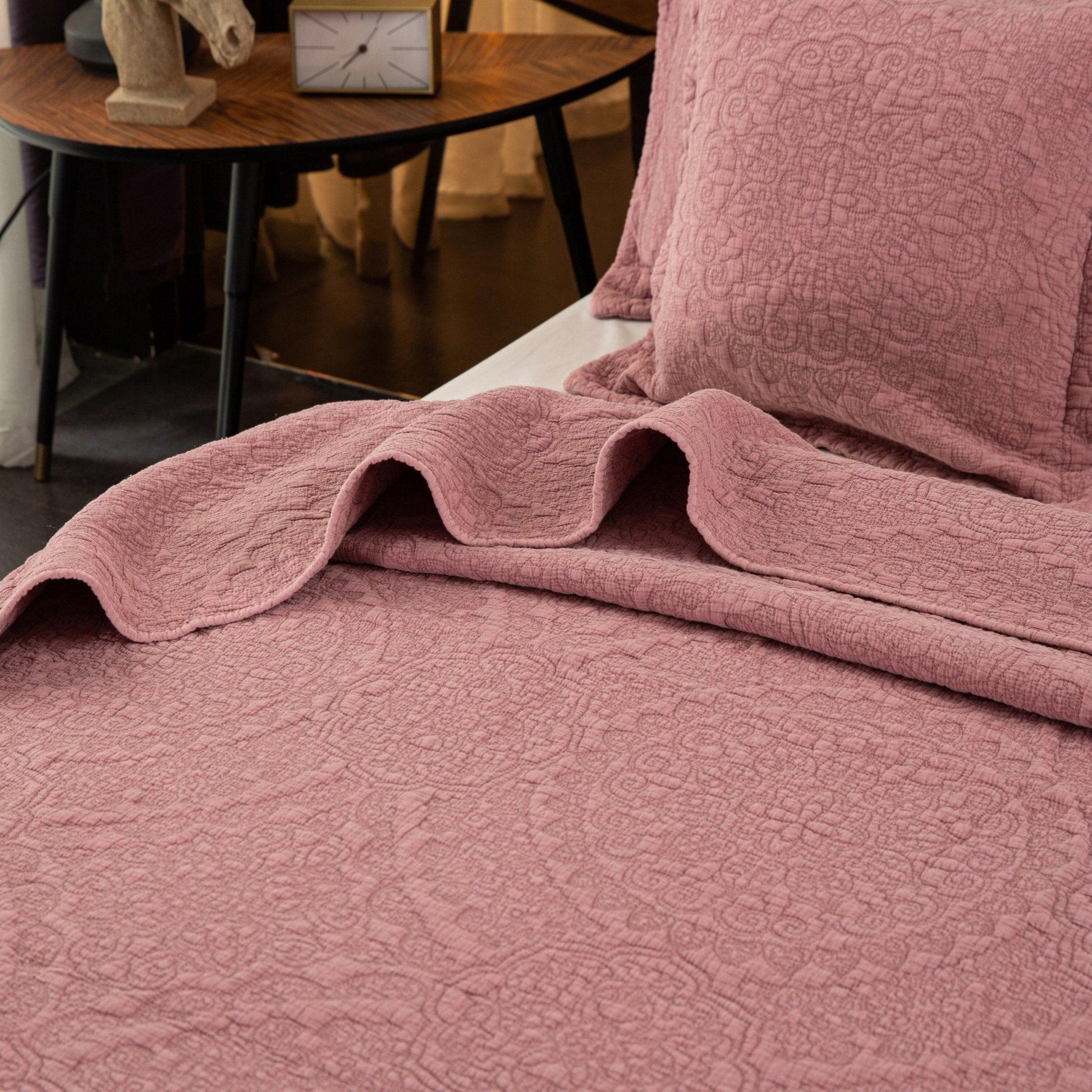 Stonewash Cotton Bedspread - RUTHERFORD & Co