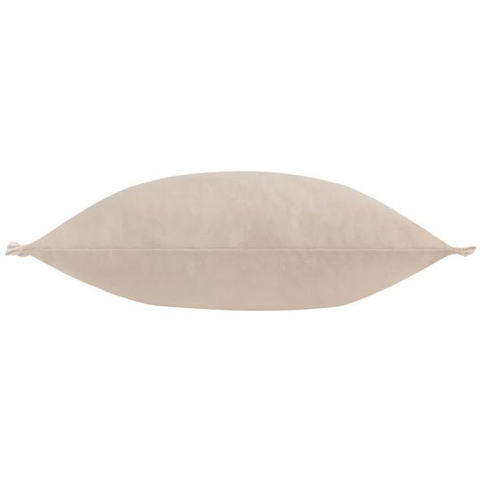 TILLY VELVET FF CUSHION - RUTHERFORD & Co