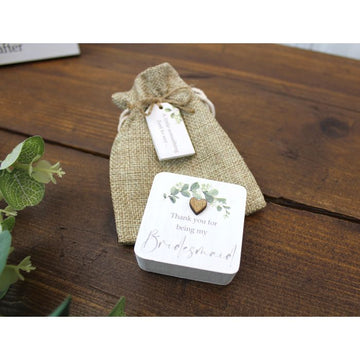 WEDDING TOKEN BRIDESMAID IN BAG WHITE WOOD WITH HEART - RUTHERFORD & Co