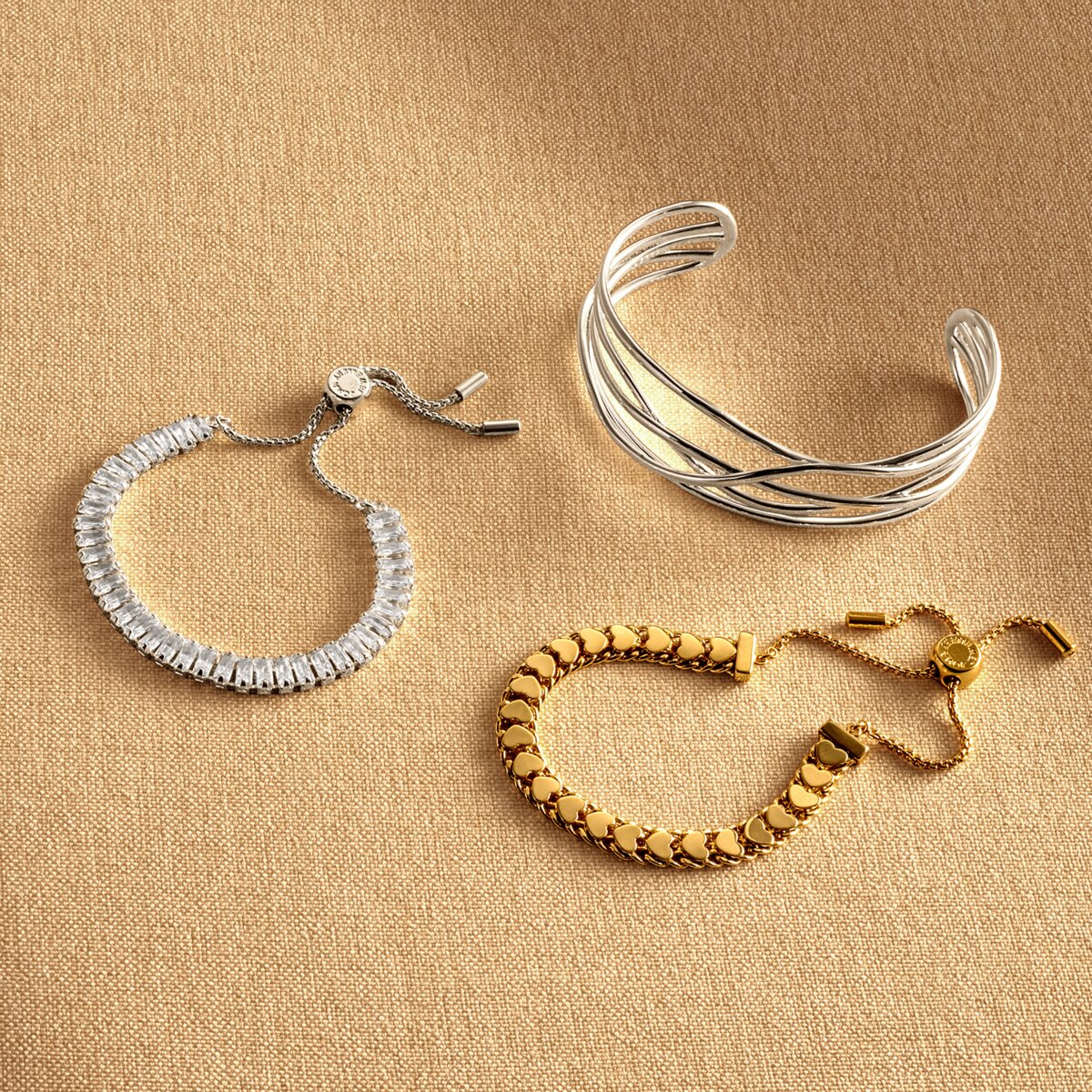 Bracelet Bar Heart Chain Bracelet In Gold Plating