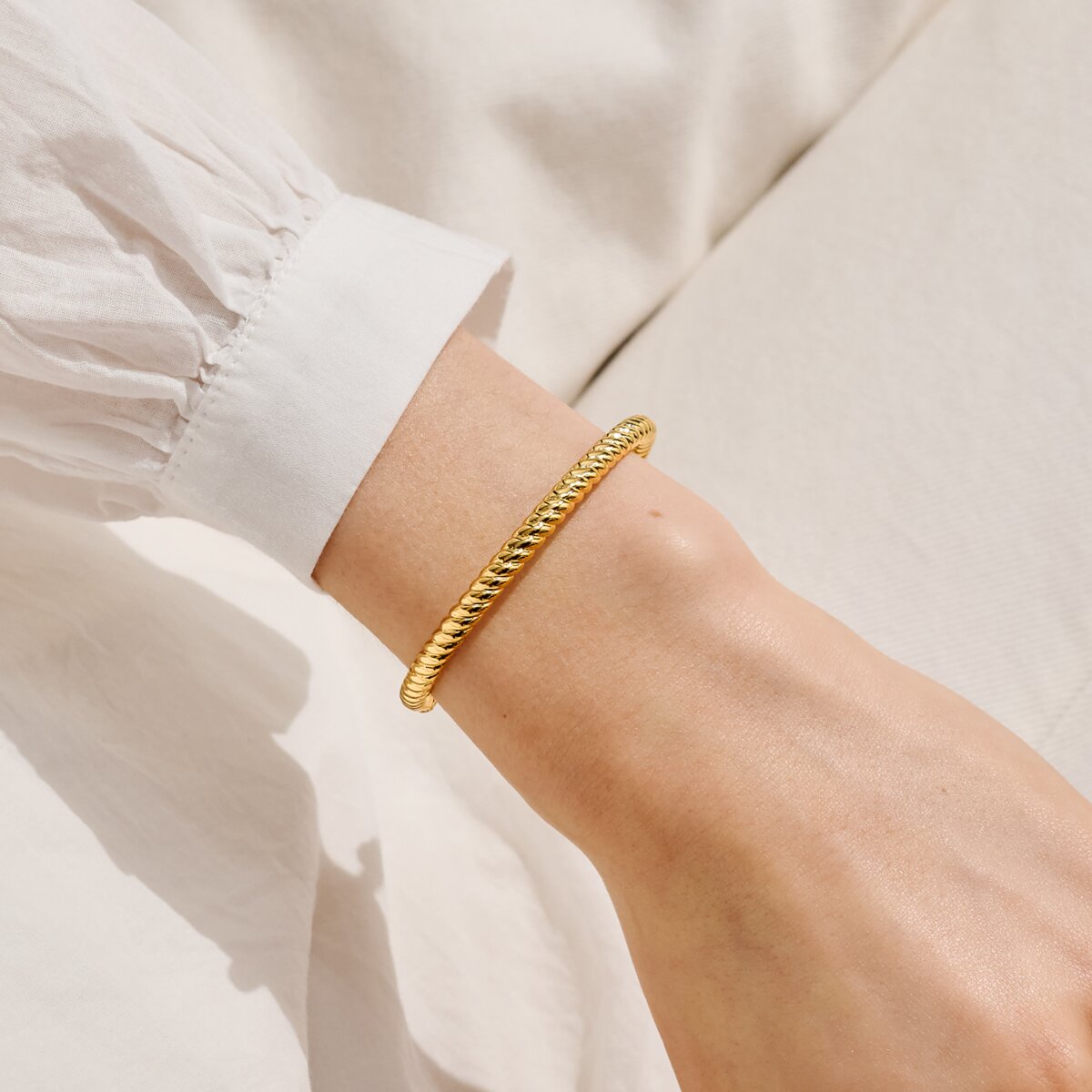 Bracelet Bar Cable Bangle In Gold Plating