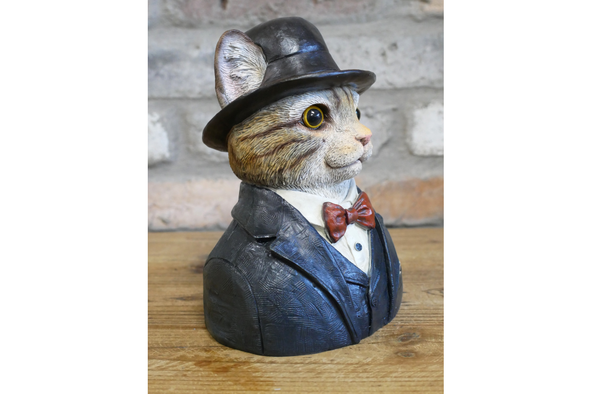 Small Cat Bust