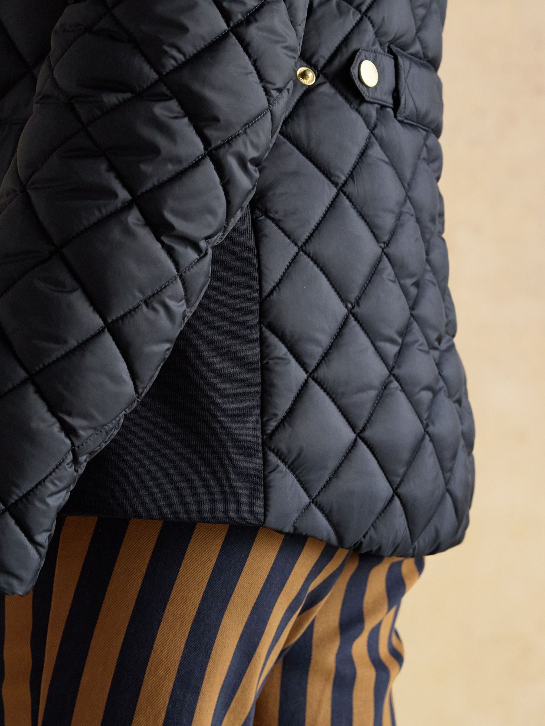 Braemar Luxe Navy Blue Showerproof Diamond Quilted Coat