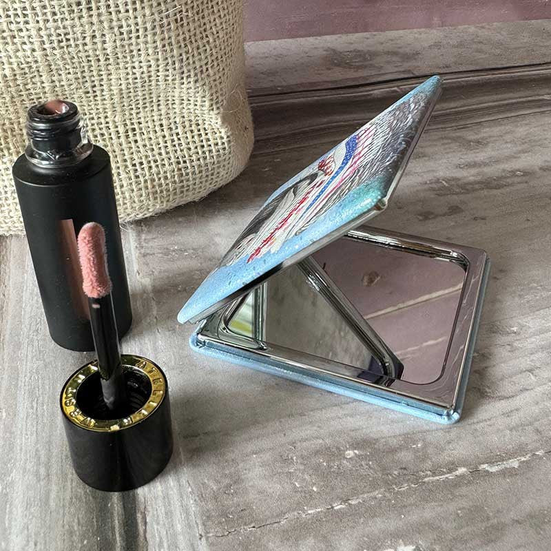 Laundry Basket Compact Mirror
