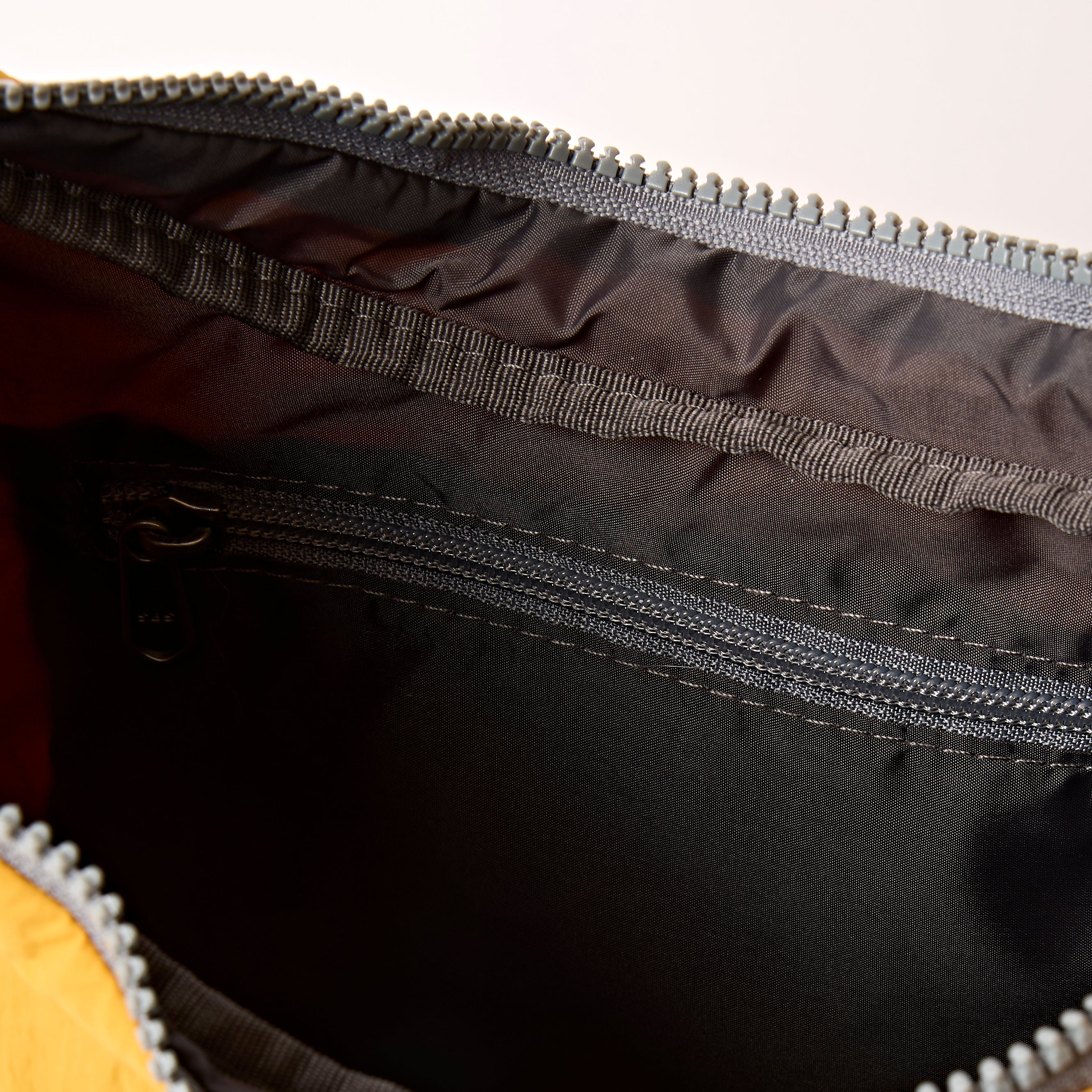 Belsize Handbag Small Taslon