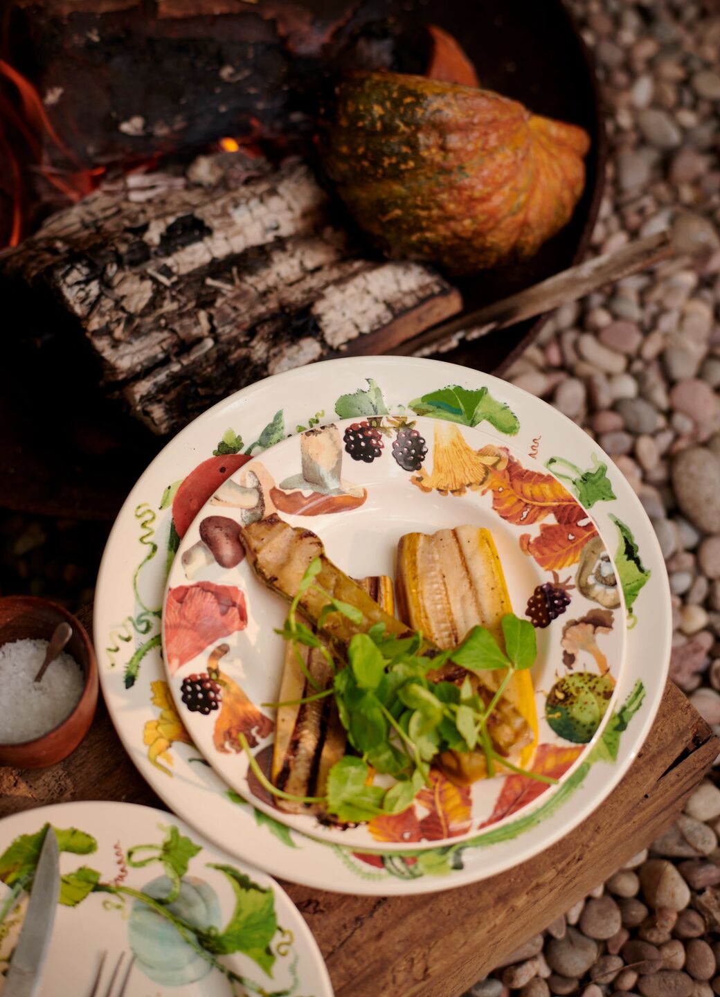 Foraging Medium Dinner Plate, 8.5 Inch