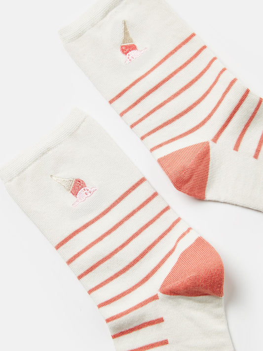 Embroidered Red/White Ankle Socks
