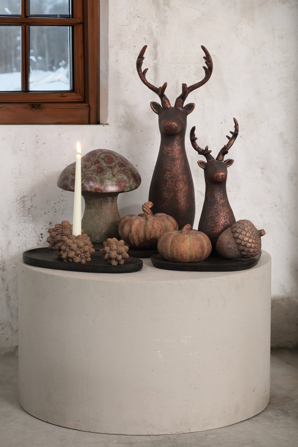 Yunis Rust Cement Pumpkin Ornament – Small