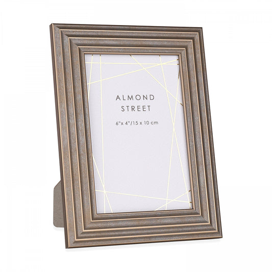 Burnham 6" x 4 " Photo Frame