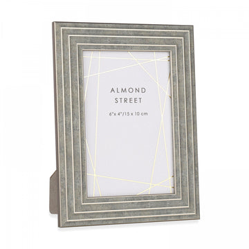 Burnham 6" x 4 " Photo Frame