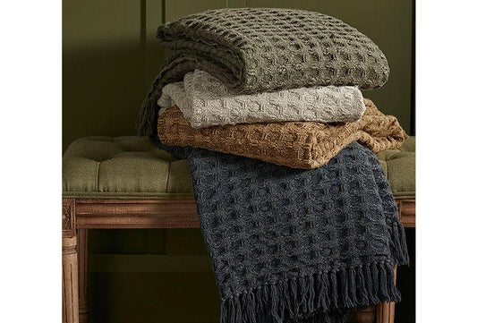 Waffle cotton throw storm blue - 130 x 170cm - RUTHERFORD & Co