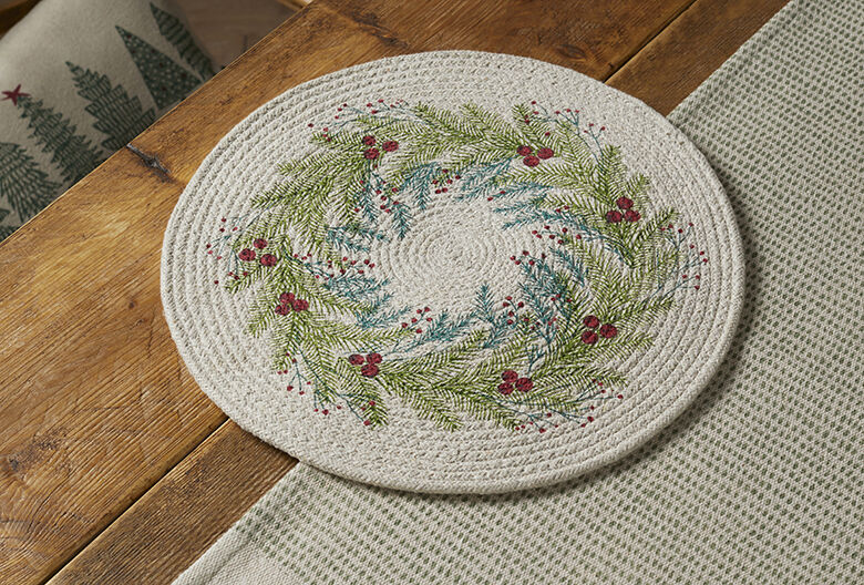 Circular printed placemat wreath