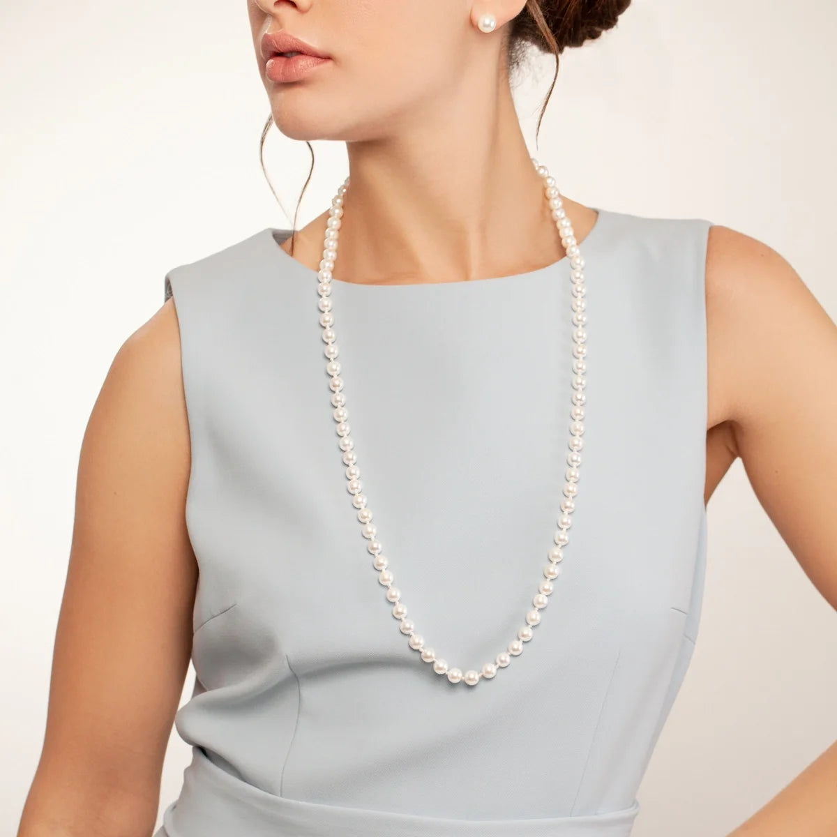 Zaha Silver and White Resin T Bar Necklace - Cream & Silver