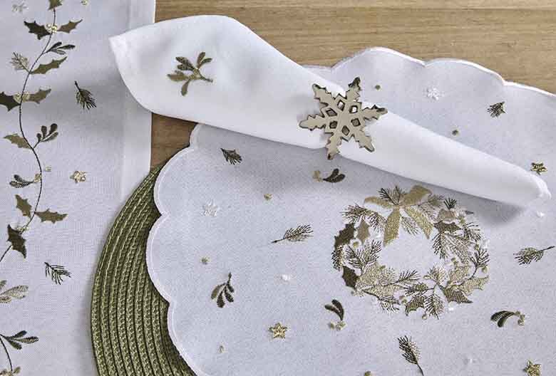 Embroidered holly berry napkin white with champagne (set of 2)