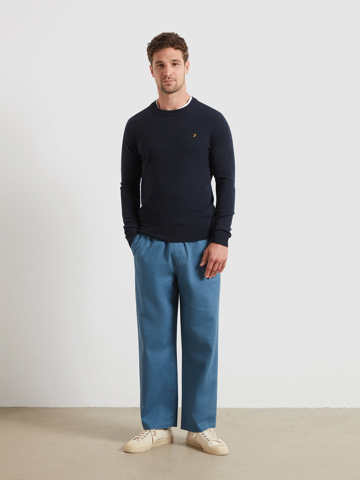 Maidstone Lambswool Sweater In True Navy