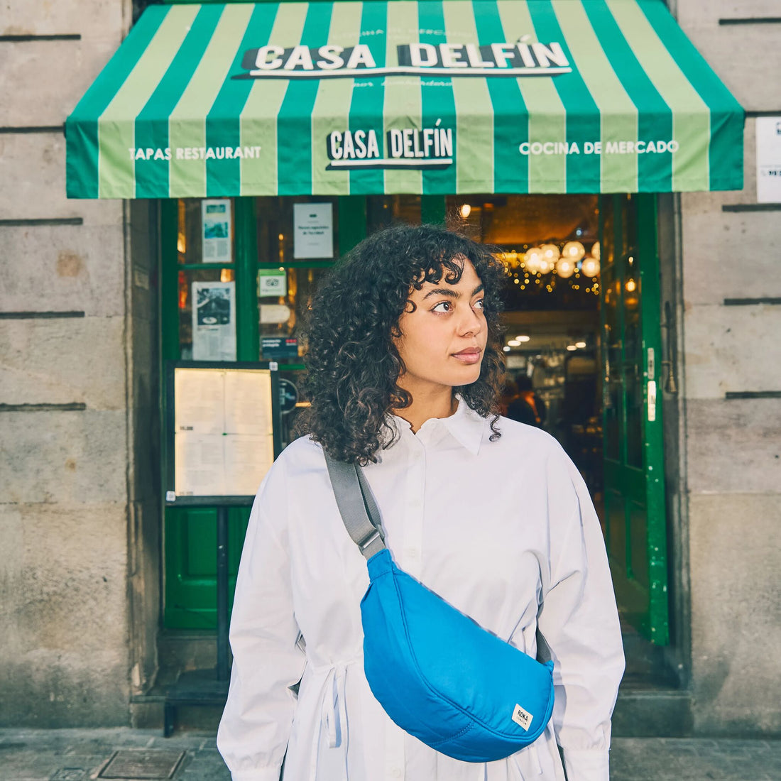 Farringdon Half Moon Bag Taslon - Malibu Blue