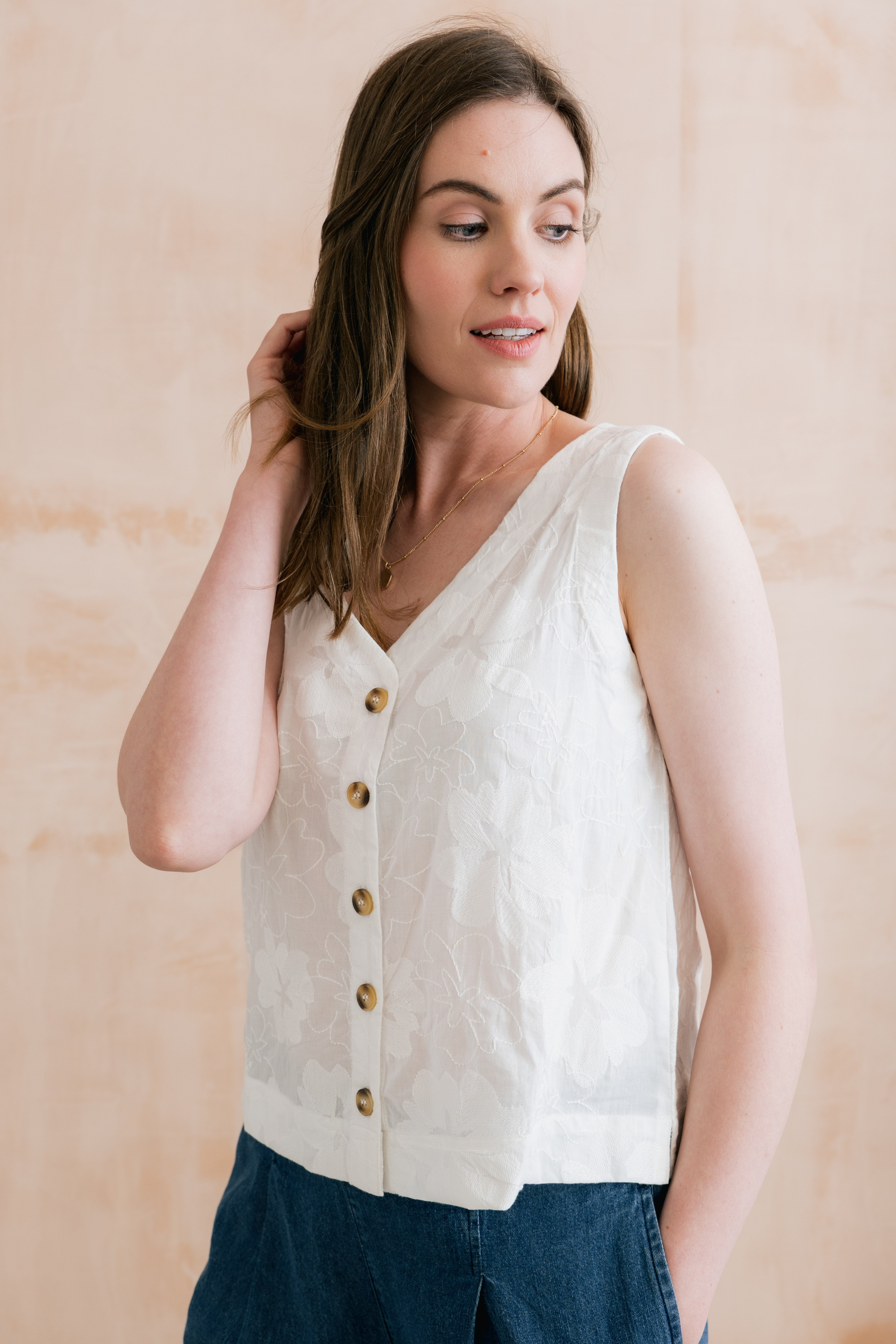 Allium Two Way Vest Plain Seersucker Mocha