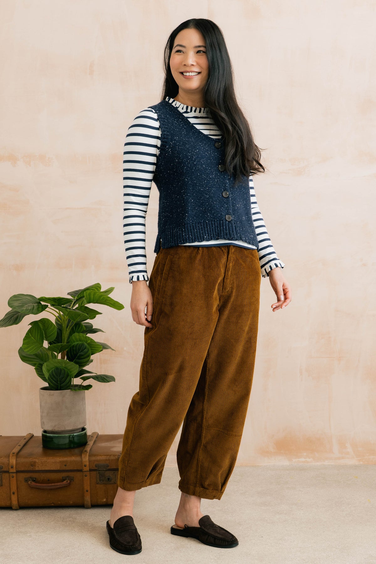 Shirin Relaxed Barrel Leg Jumbo Cord Trousers Burnt Caramel