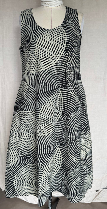 Tara Vao Marlen 8146 L Dress Black Floral / Print