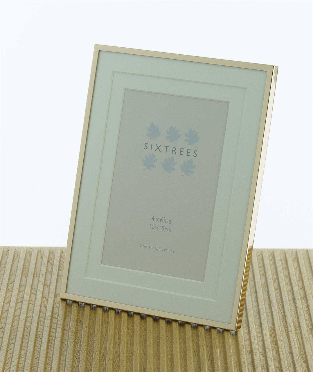 Sixtrees Park Lane Gold 6 x 4 inch Photoframe