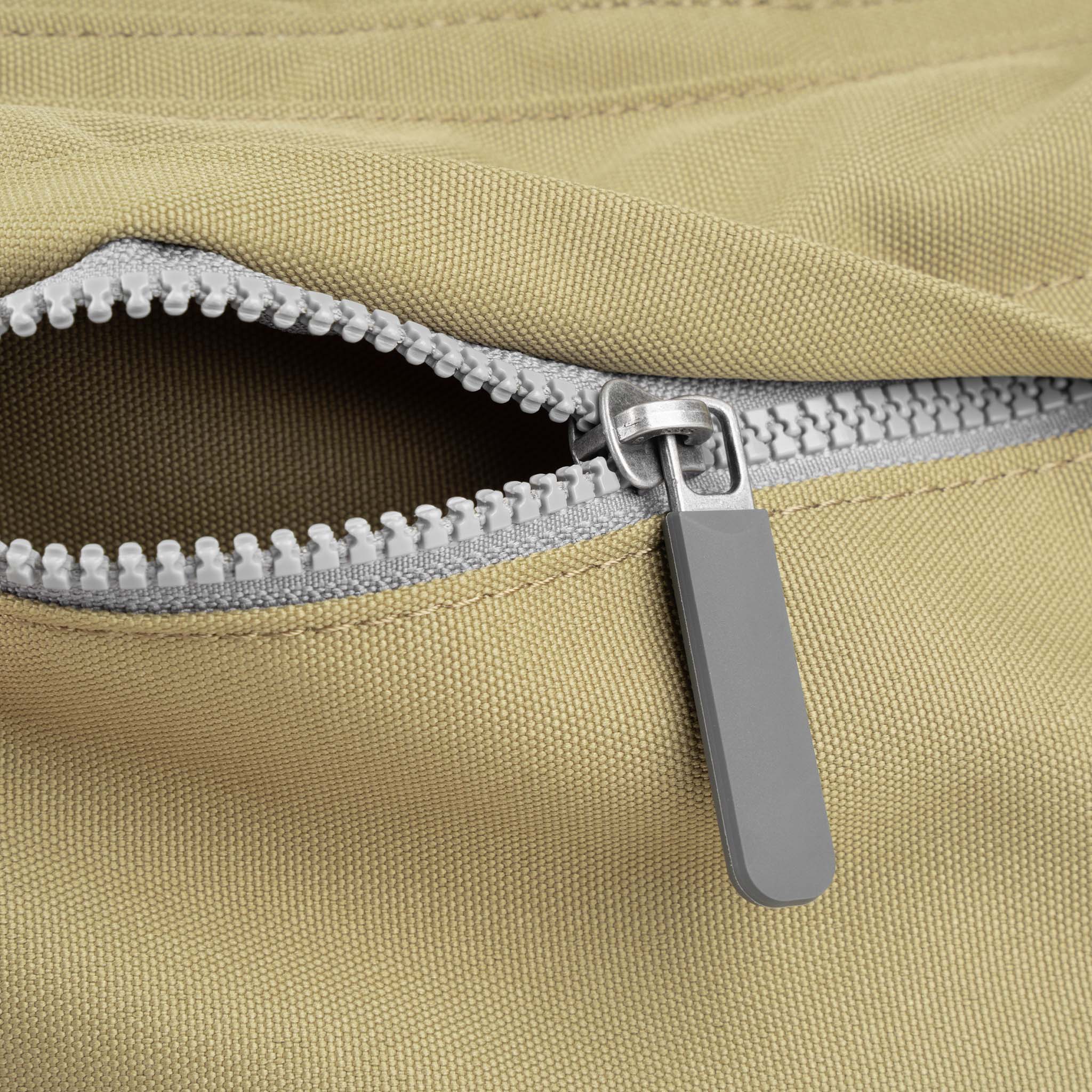 Blackfriars Messenger Bag Large Recycled Canvas - Khaki