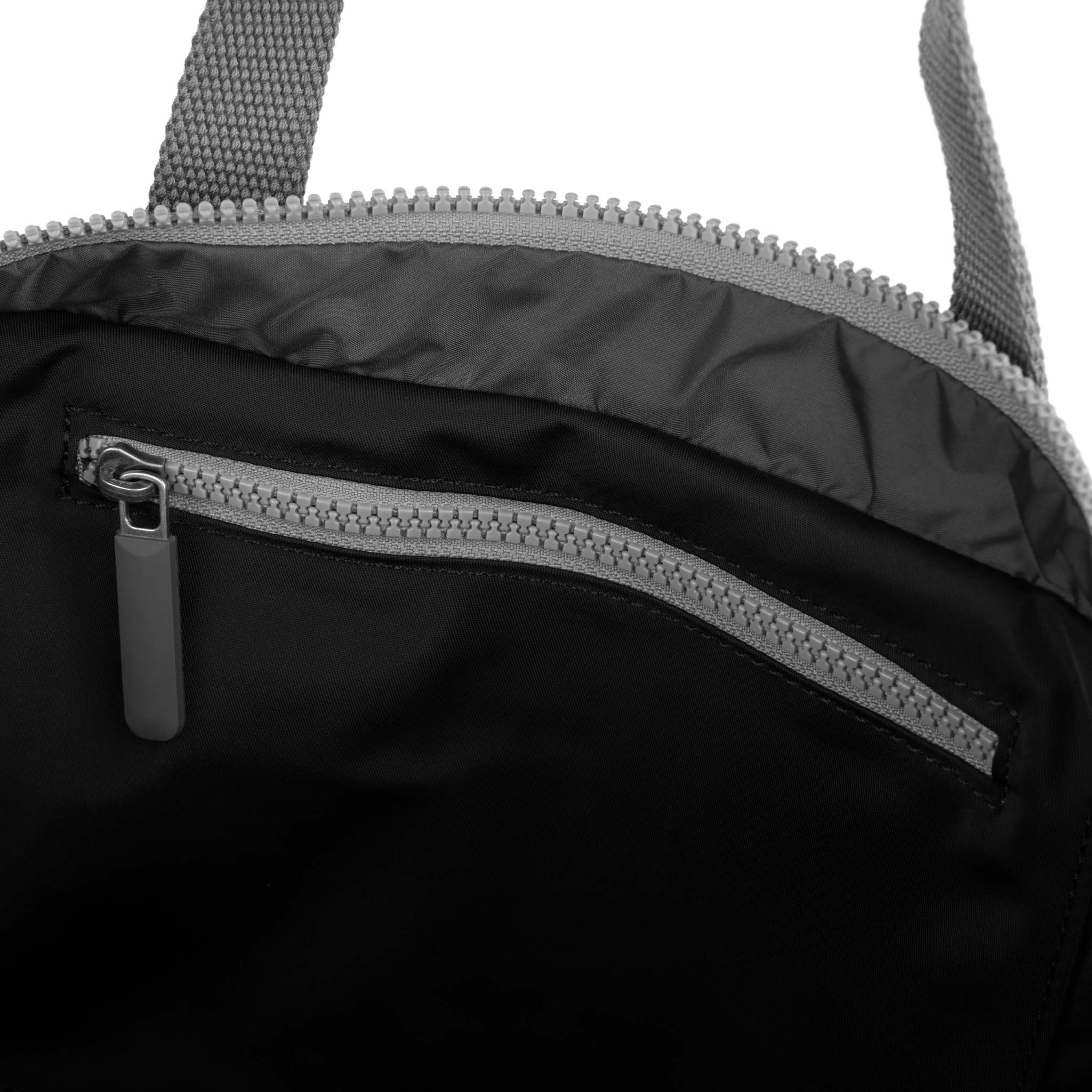 Blackfriars Messenger Bag Large Recycled Nylon - Black
