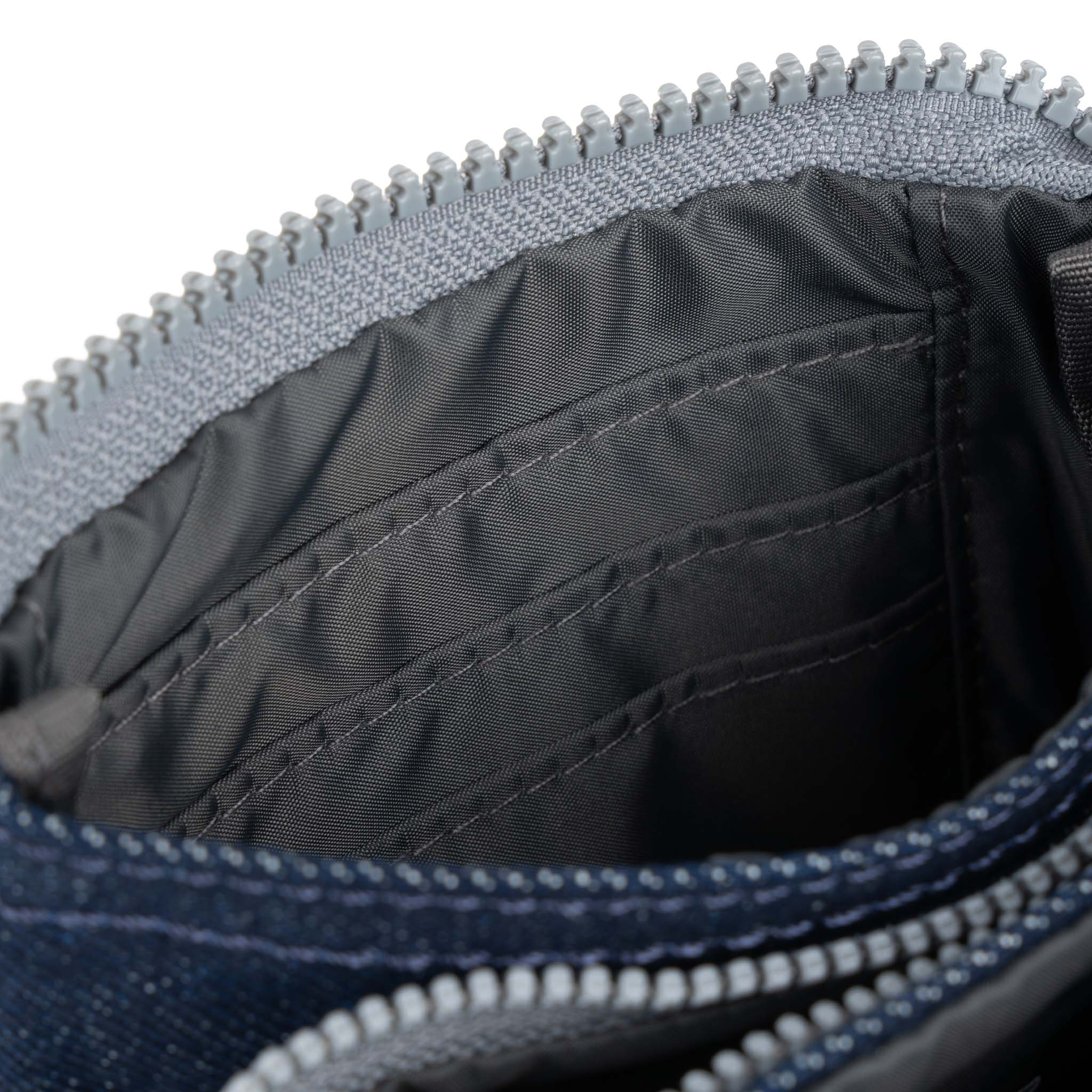 Carnaby Wallet Small Recycled Nylon