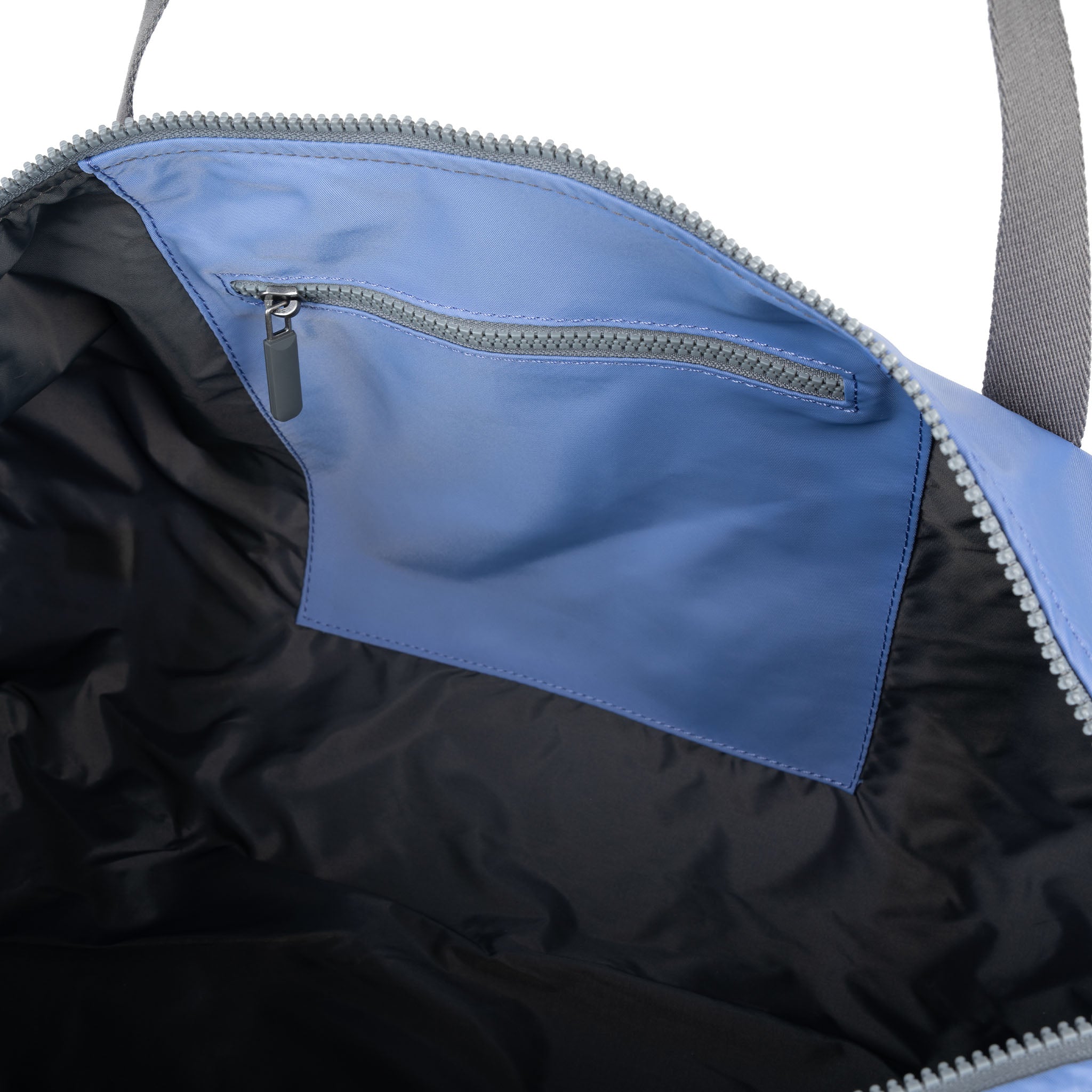 City Duffel Bag Medium Recycled Nylon