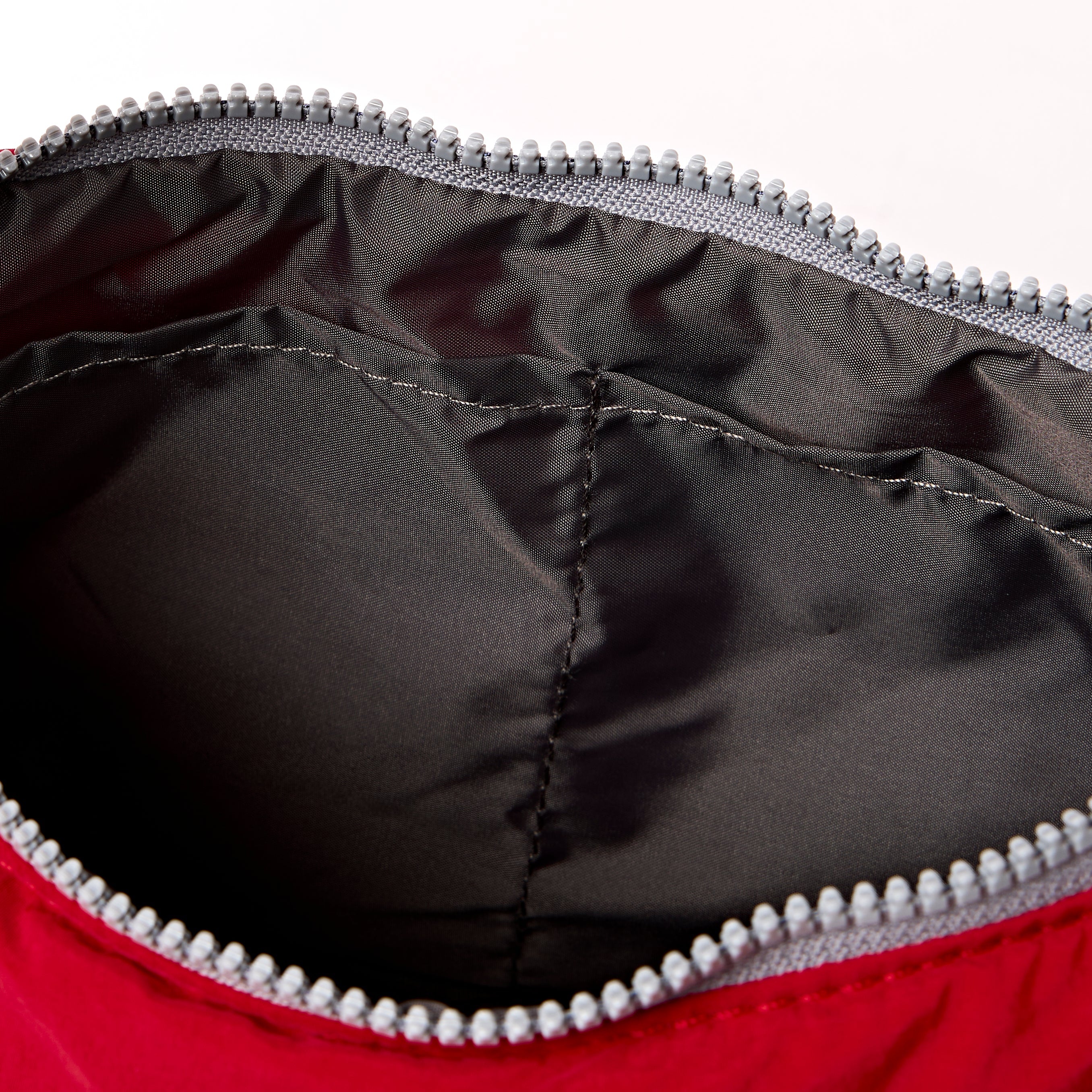 Farringdon Half Moon Bag Taslon
