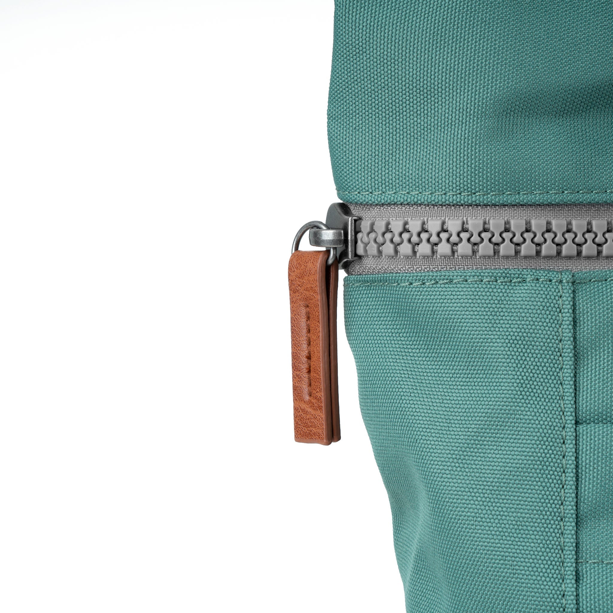 Finchley Backpack Medium Recycled Canvas