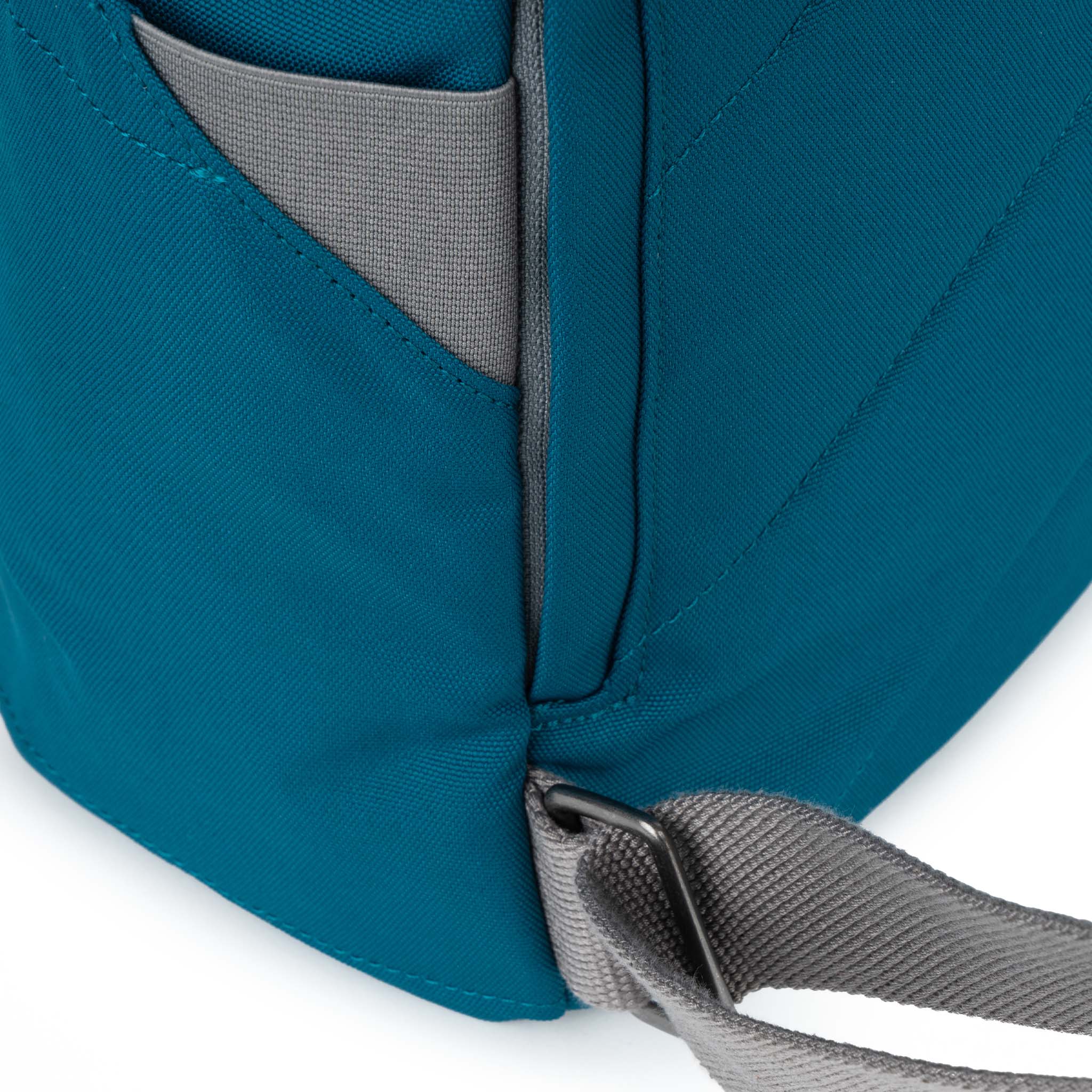 Finchley Backpack Medium Recycled Canvas