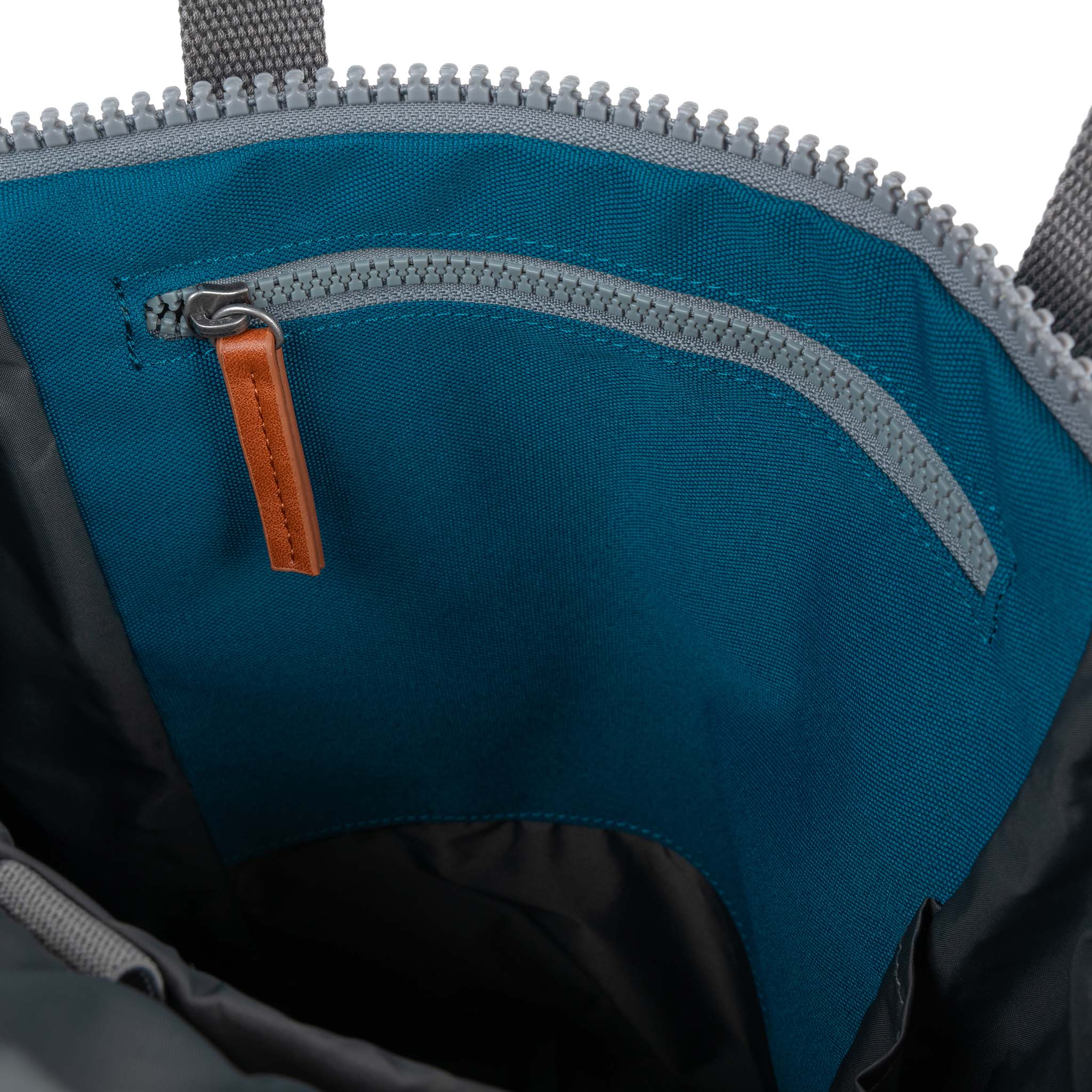Finchley Backpack Medium Recycled Canvas