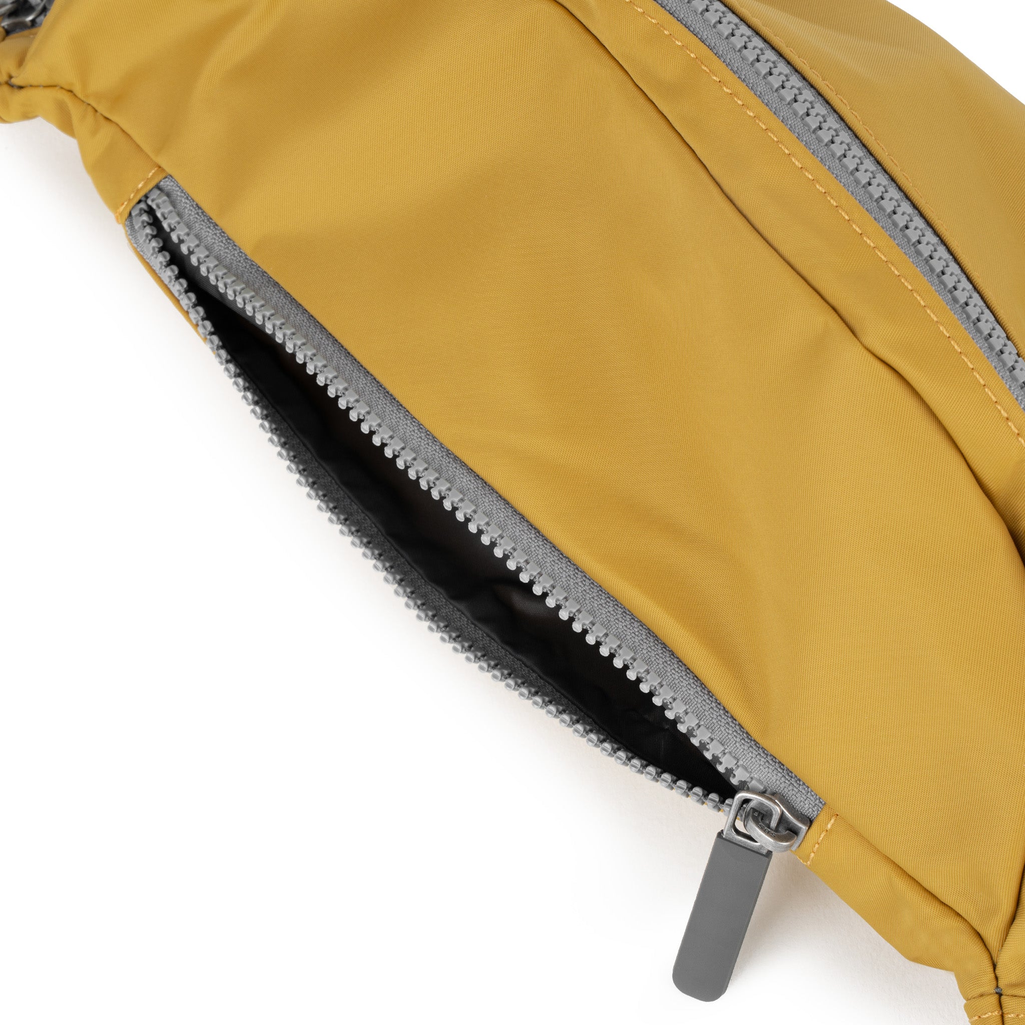 Jubilee Hip Bag Medium Recycled Nylon - Corn