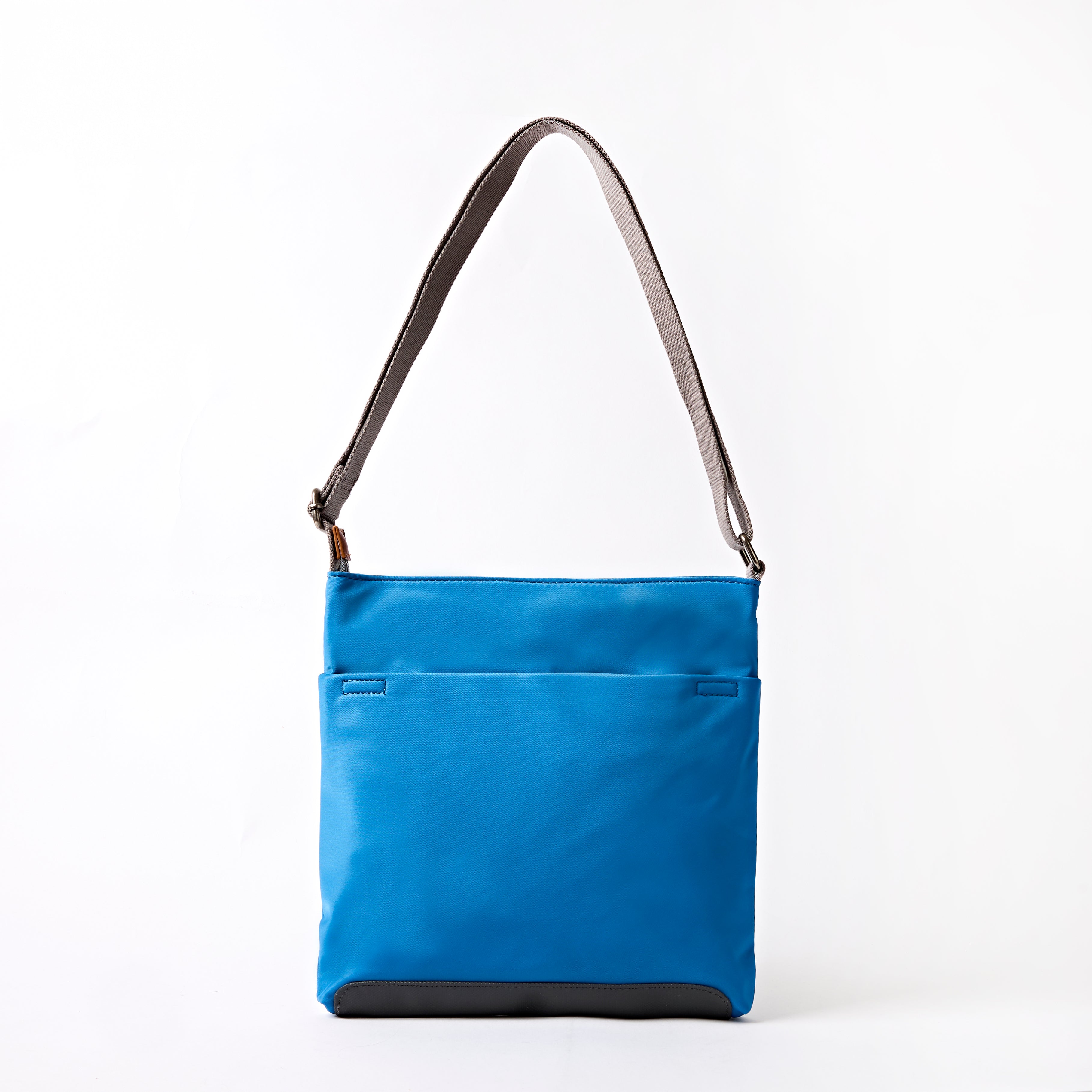 Kennington Crossbody Bag Medium Recycled Nylon - Malibu Blue