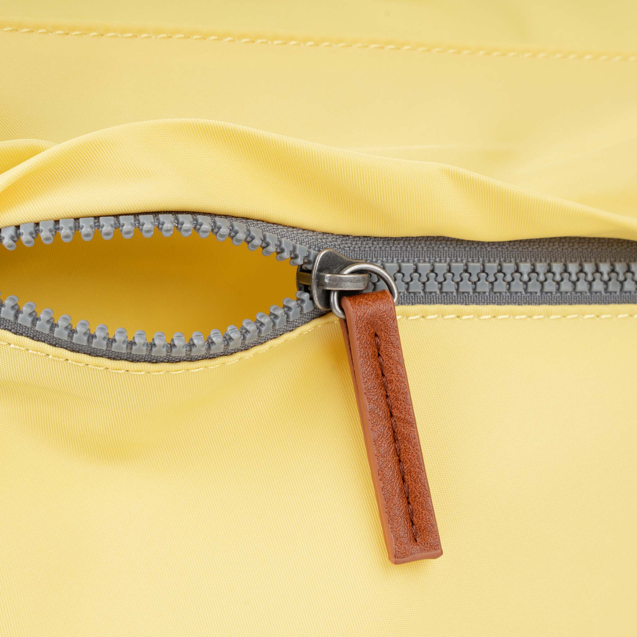 Kennington Crossbody Bag Medium Recycled Nylon - Citron