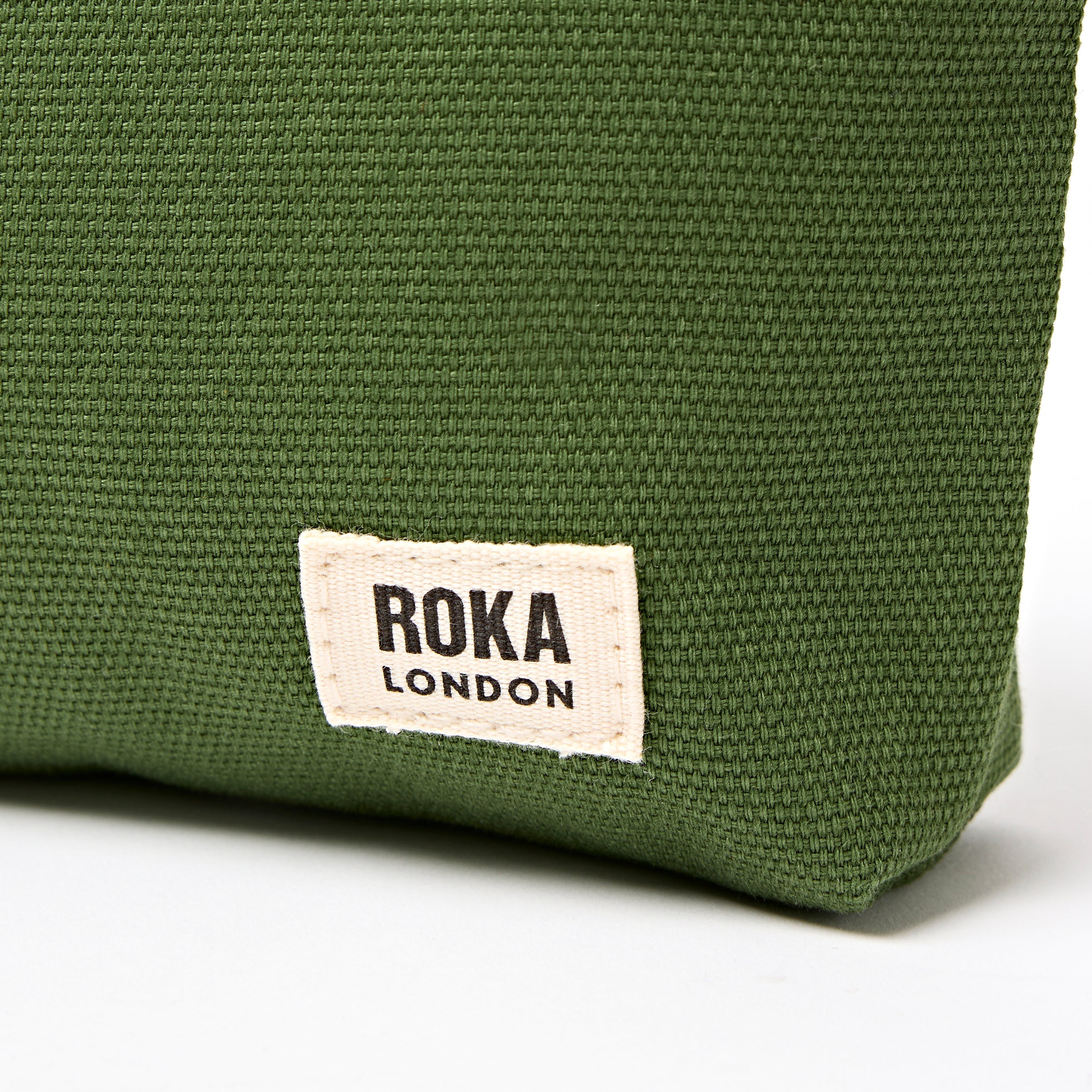 Maida Vale Pouch Medium Recycled Canvas - Artichoke