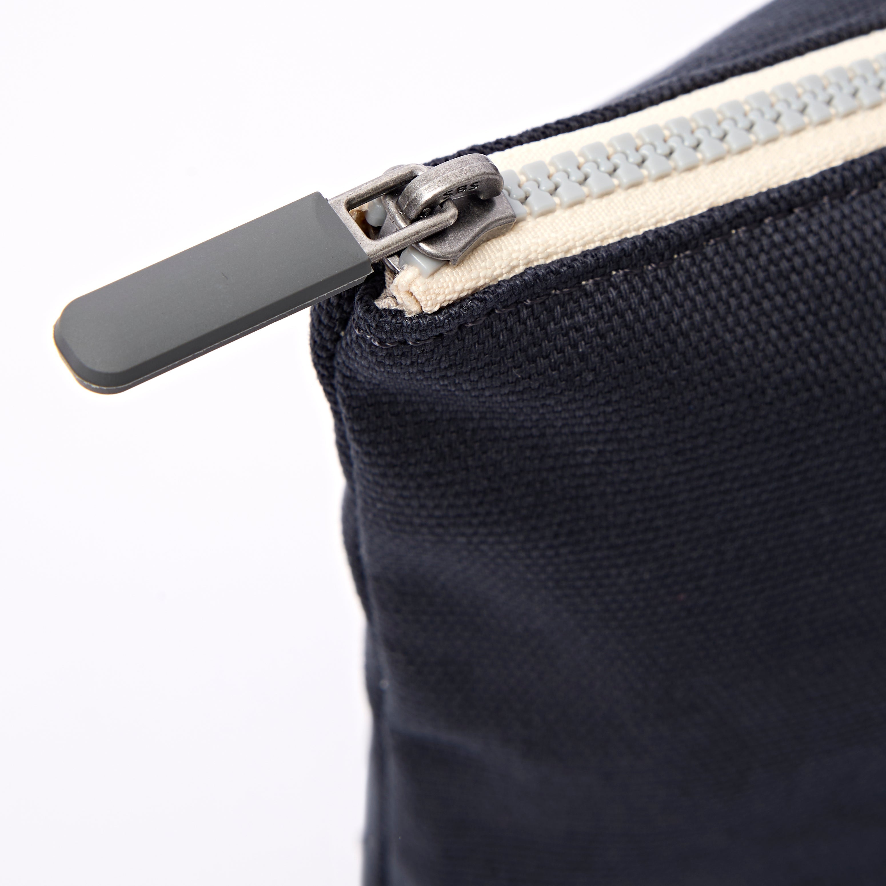 Maida Vale Pouch Medium Recycled Canvas - Smoke