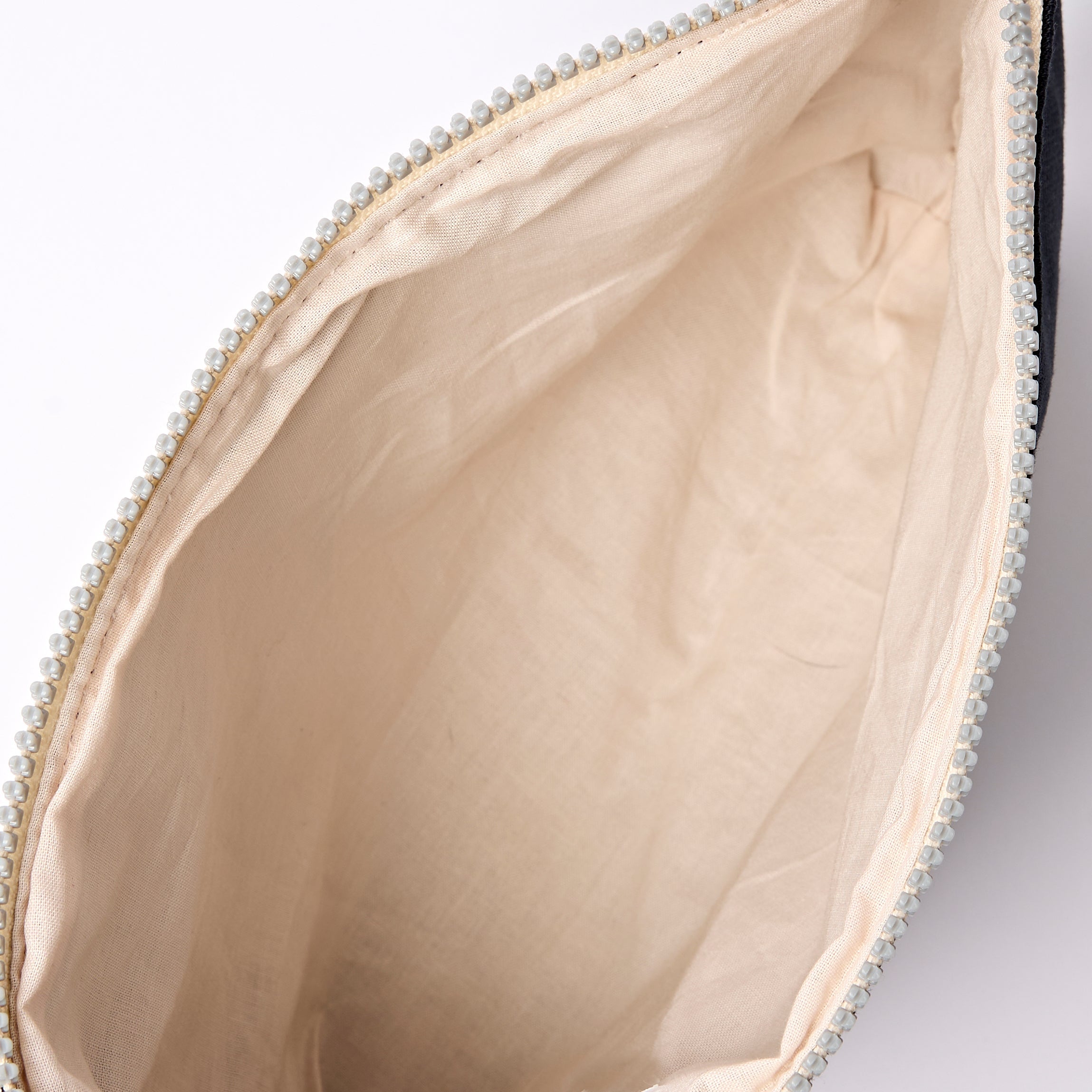 Maida Vale Pouch Medium Recycled Canvas - Smoke