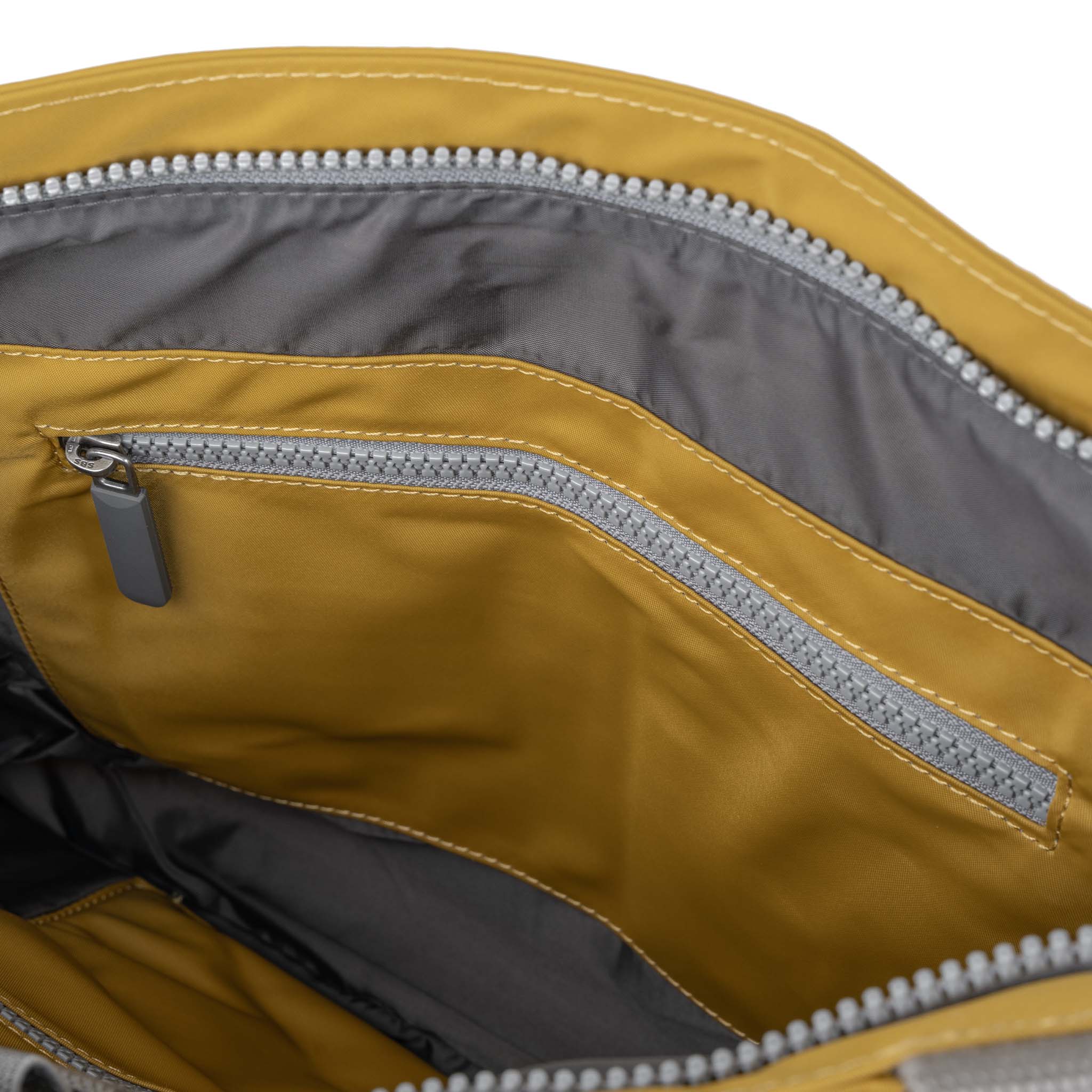 Moorgate Messenger Bag Medium Recycled Nylon - Corn