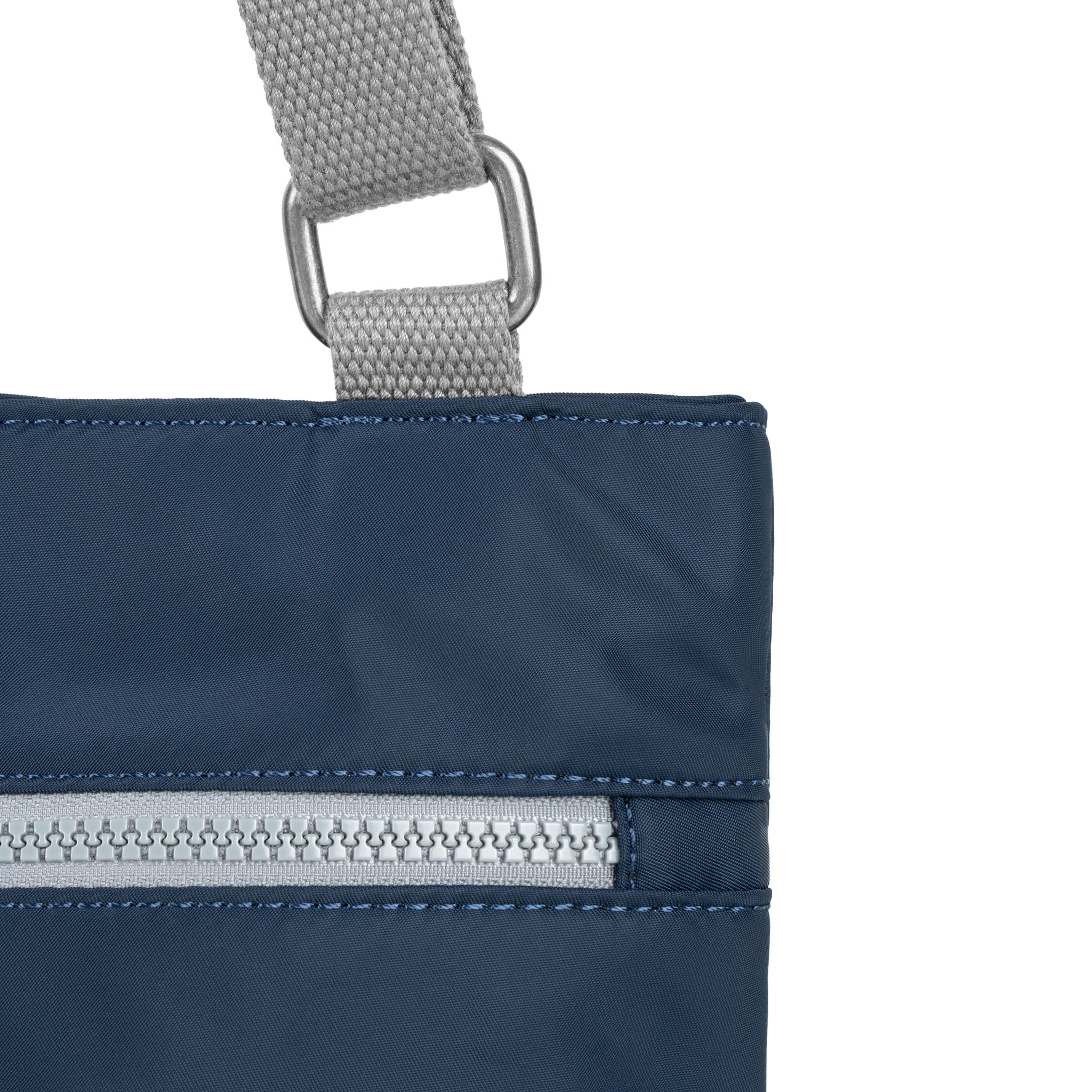 Moorgate Messenger Bag Medium Recycled Nylon - Midnight