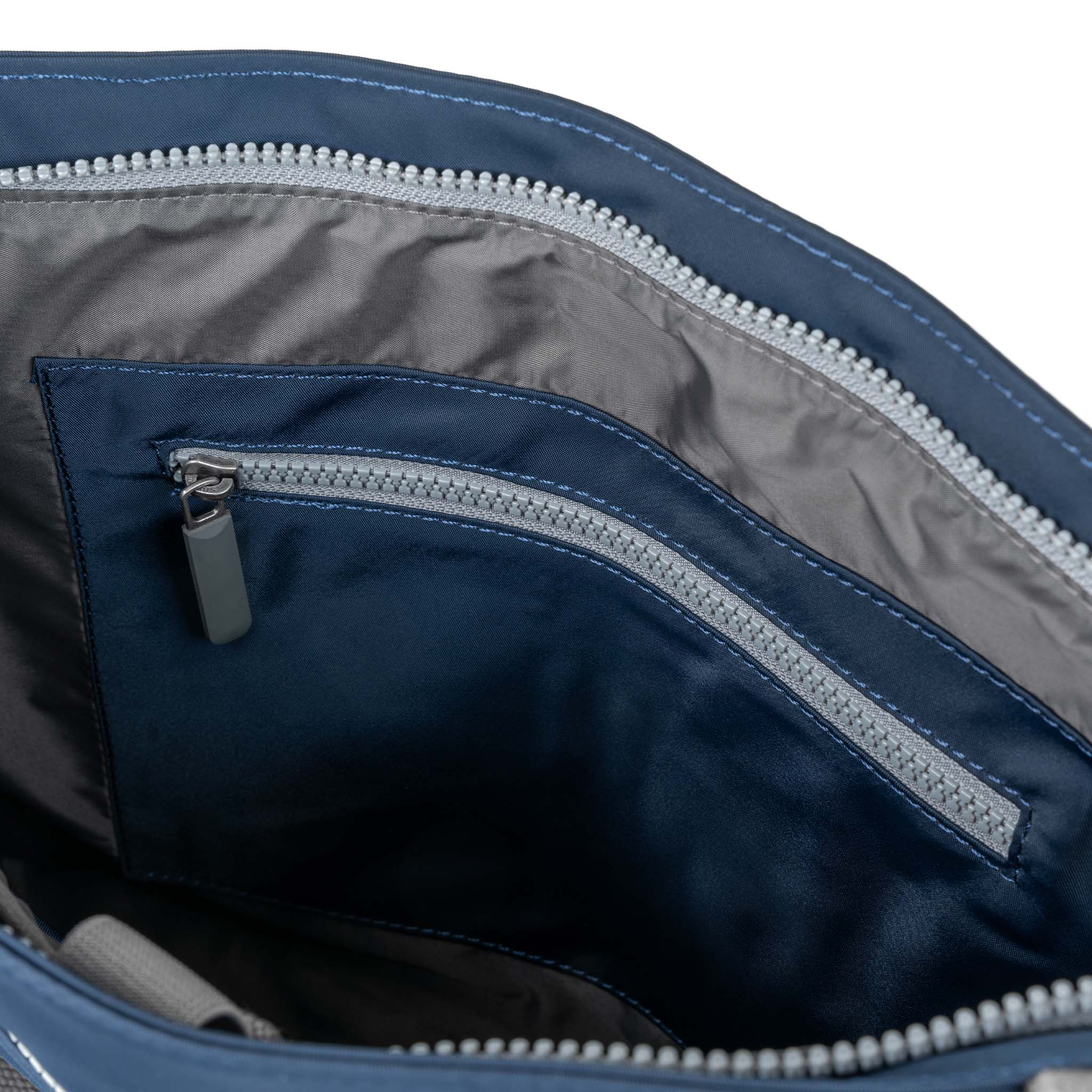 Moorgate Messenger Bag Medium Recycled Nylon - Midnight