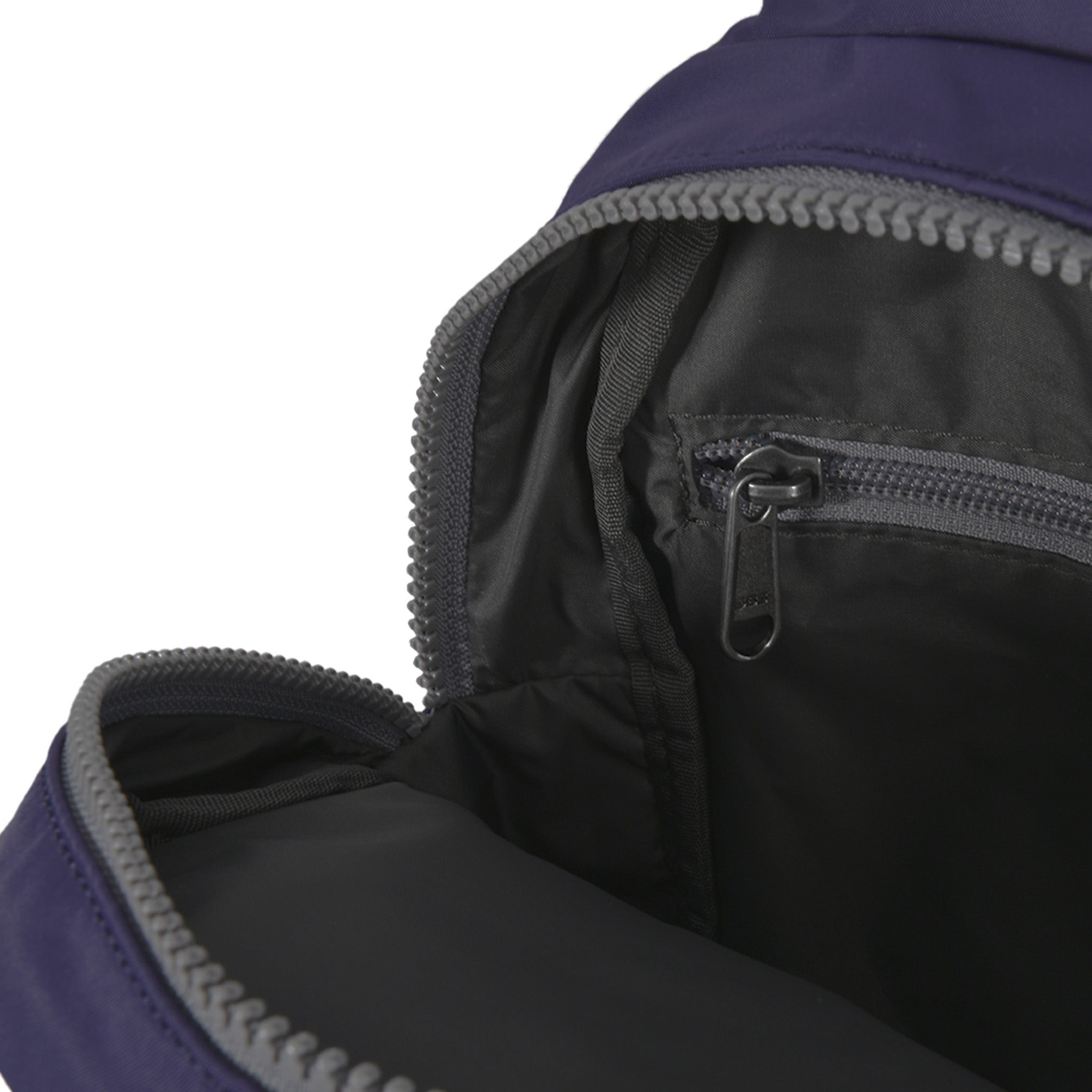 Willesden Sling Bag Large Recycled Nylon - Mulberry